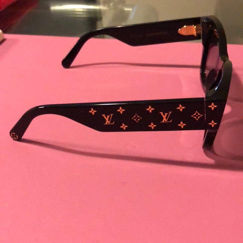 Louis Vuitton rendez-vous cat eye sunglasses - Picture 3 of 13